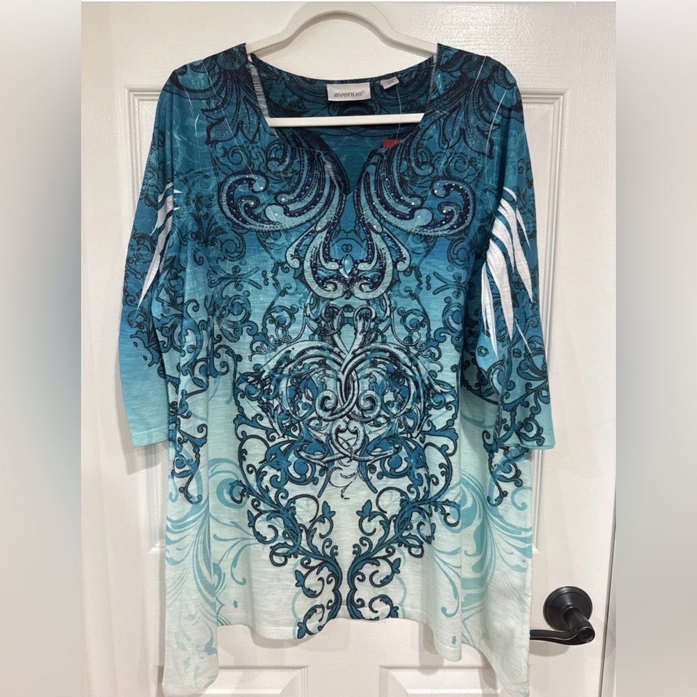 Avenue Women's SZ 14/16 Tunic Top 3/4 Sleeve Teal Multi with Studding NWT
